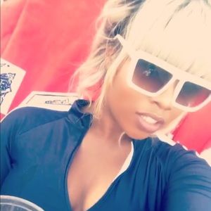 Meet your Posher, Jin